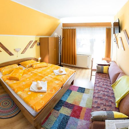 Apartments And Rooms Razen 博希尼 外观 照片